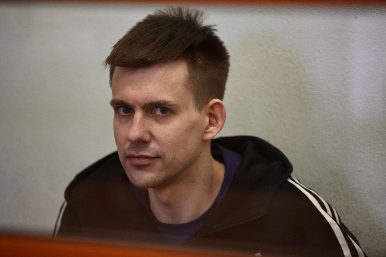 Суд в Москве приговорил бармена к 25 годам колонии. Его обвиняли по десяти статьям уголовного кодекса из-за связи с ЛСР