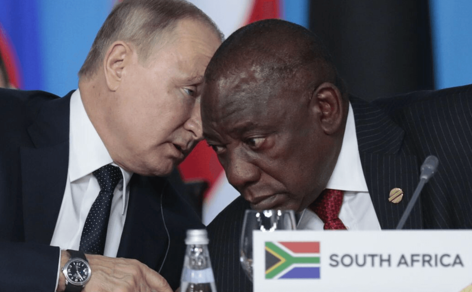 В ЮАР «приняли к сведению» ордер на арест Путина. Его визит на саммит БРИКС ожидался в августе — Reuters